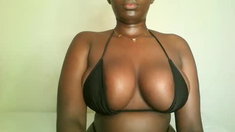 prettyvishy online show from 03/28/26, 04:34