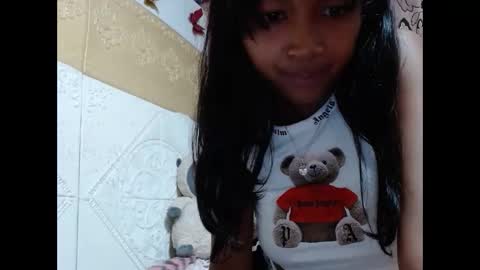 prettyxshummy online show from 10/25/25, 08:58