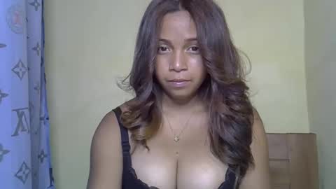 prettyy01 online show from 02/12/26, 07:31