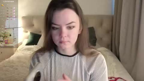 Snapshot of prettyyy_kitty chatting on 02/19/26, 02:18 Kitty online show from 02/19/26, 02:18