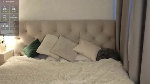 Snapshot of prettyyy_kitty chatting on 02/22/26, 02:13 Kitty online show from 02/22/26, 02:13