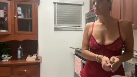 prettyyykittyyy22 online show from 04/03/26, 12:41