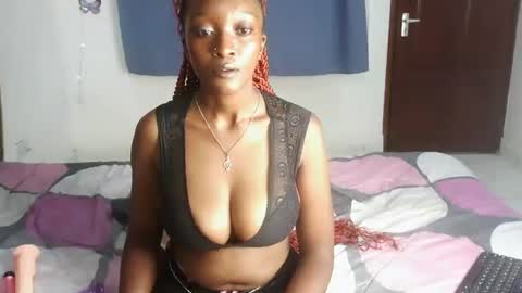 Snapshot of prettyziya chatting on 11/19/25, 04:07 zlya online show from 11/19/25, 04:07