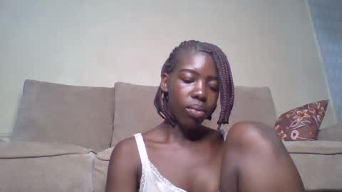 prettyzuzu online show from 09/25/25, 08:51