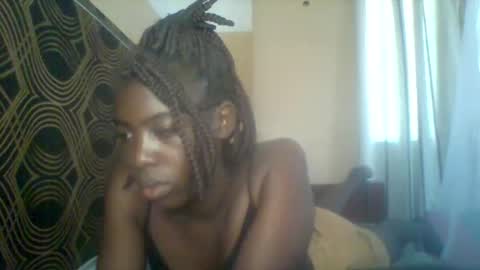 prettyzuzu online show from 09/29/25, 06:40