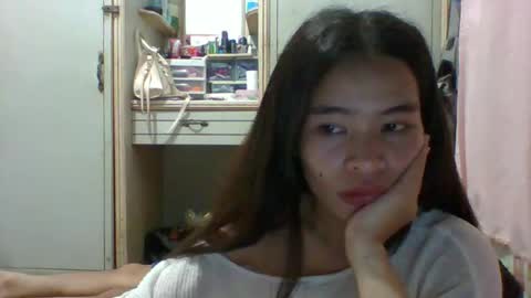 prety784828 online show from 04/21/26, 12:33