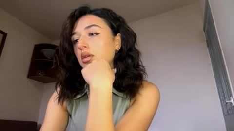 Sofi online show from 12/02/25, 10:42