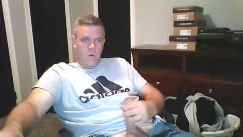 Snapshot of primetimeride chatting on 10/20/25, 10:43 primetimeride online show from 10/20/25, 10:43