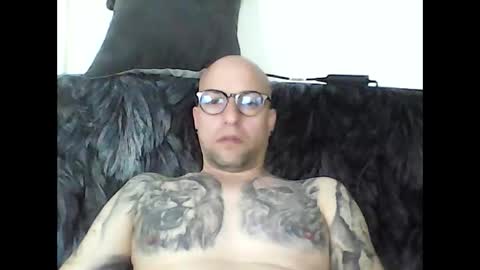 Snapshot of prince__13 chatting on 05/13/26, 12:02 Don online show from 05/13/26, 12:02