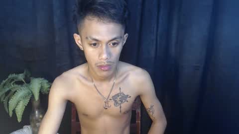 Snapshot of prince_gray69 chatting on 10/20/25, 02:12 Prince online show from 10/20/25, 02:12