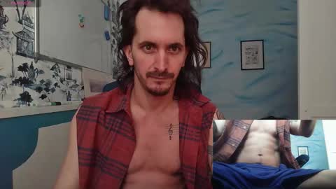 Snapshot of prince_raphael chatting on 09/30/25, 10:20 Riffraff online show from 09/30/25, 10:20