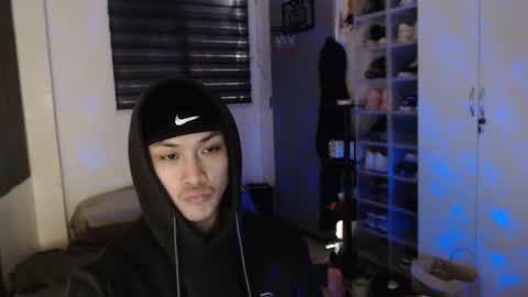 Snapshot of princeadrianx chatting on 02/25/26, 08:35 Prince Adrian online show from 02/25/26, 08:35