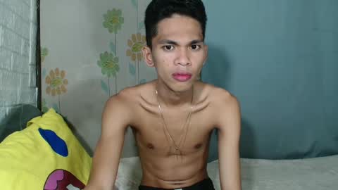 Snapshot of princeofcumxxx chatting on 03/05/25, 10:44 Mel online show from 03/05/25, 10:44