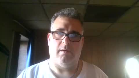 johnny online show from 11/28/25, 01:36