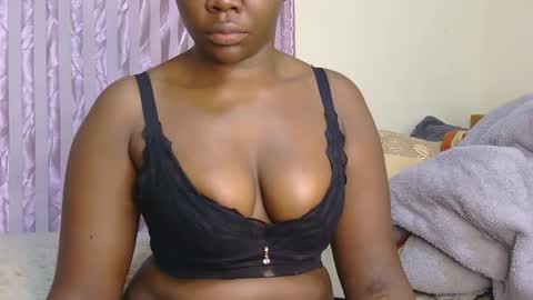 Queen of nyash online show from 03/25/26, 10:43