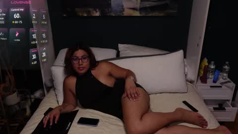 Princesa Ari online show from 11/02/25, 04:59