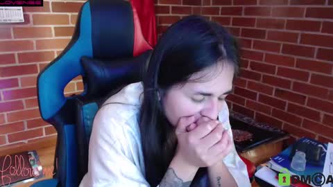 Leia online show from 02/12/25, 04:33