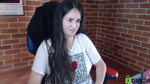 Leia online show from 09/29/25, 03:06