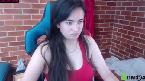 Snapshot of princesa_leia_zathur chatting on 06/25/26, 02:32 Leia online show from 06/25/26, 02:32