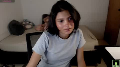 Snapshot of princess_an chatting on 06/09/26, 07:58 An online show from 06/09/26, 07:58