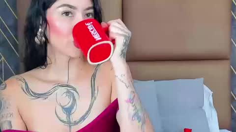 Snapshot of princess_deimos__ chatting on 01/15/26, 08:34 Princess Deimos online show from 01/15/26, 08:34