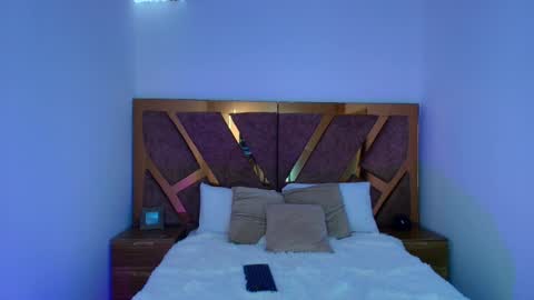 Snapshot of princess_deimos__ chatting on 02/19/26, 01:07 Princess Deimos online show from 02/19/26, 01:07