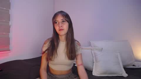 Snapshot of princess_emily69 chatting on 02/27/26, 10:32 Emily online show from 02/27/26, 10:32