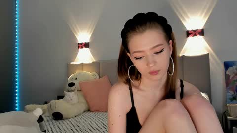 Princess Diana online show from 02/10/25, 01:35