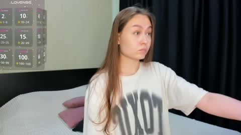 Snapshot of princess_sonya chatting on 07/15/26, 10:09 Sonya online show from 07/15/26, 10:09