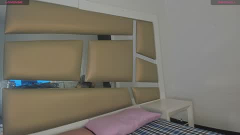 princess_tokyo_ online show from 02/03/25, 12:36