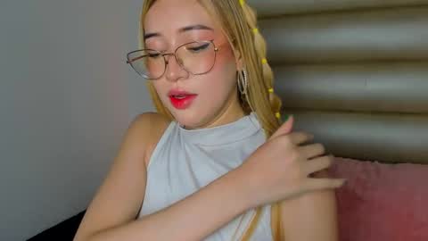 princess_tokyo_ online show from 01/16/26, 07:51