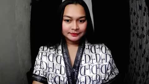 Snapshot of princessaimi69 chatting on 12/17/25, 10:38 Aimi online show from 12/17/25, 10:38