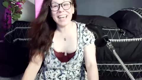 Snapshot of princessalaska1 chatting on 06/14/26, 06:15 PrincessAlaska online show from 06/14/26, 06:15