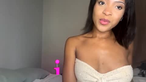 Snapshot of princessaleah chatting on 12/01/24, 05:35 Princess Aleah online show from 12/01/24, 05:35