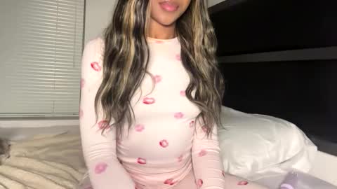 Snapshot of princessaleah chatting on 01/10/26, 05:53 Princess Aleah online show from 01/10/26, 05:53