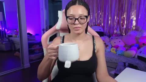Amber online show from 05/25/26, 04:18