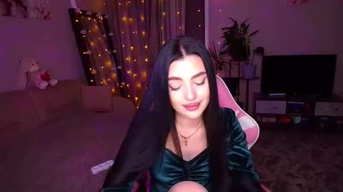 princessamira1 online show from 12/05/25, 03:30