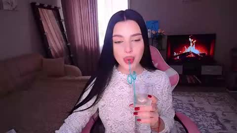 princessamira1 online show from 04/22/26, 09:11