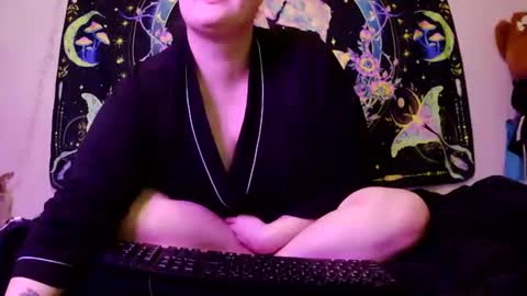 NOTYOURTYPICALBARBIE online show from 02/13/26, 04:25
