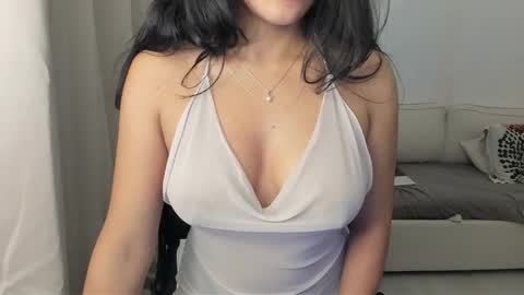 Snapshot of princesse_katey chatting on 09/23/25, 06:16 miss me check out my YT online show from 09/23/25, 06:16