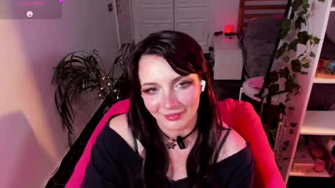 Snapshot of princessfoxyx chatting on 01/14/25, 06:49 Princess Foxy online show from 01/14/25, 06:49