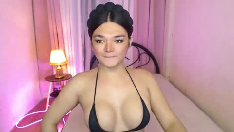 Snapshot of princesshugecumontop chatting on 06/24/26, 08:46 PrincessDONT FORGET TO FOLLOW ME online show from 06/24/26, 08:46