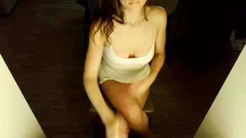 jasminexoxo online show from 08/04/26, 11:57