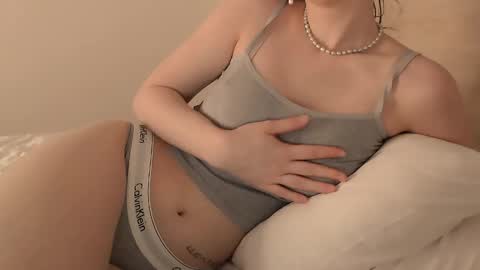 Snapshot of princessof_lust chatting on 01/06/25, 02:15 Kris3 online show from 01/06/25, 02:15