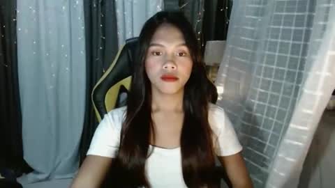 Snapshot of princessrynn chatting on 11/13/25, 08:57 princessrynn online show from 11/13/25, 08:57