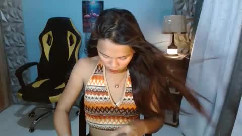 Snapshot of princessrynn chatting on 11/16/25, 12:44 princessrynn online show from 11/16/25, 12:44