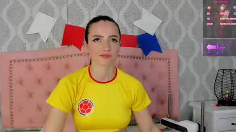 Snapshot of princsgirl_ chatting on 07/03/26, 08:04 Marcela online show from 07/03/26, 08:04