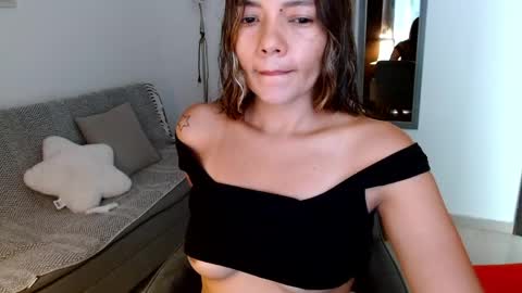 Marcela online show from 05/27/26, 05:54