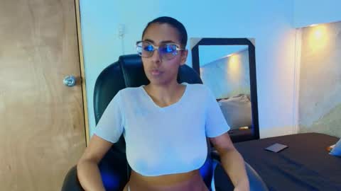 Priscila  online show from 12/02/25, 08:59