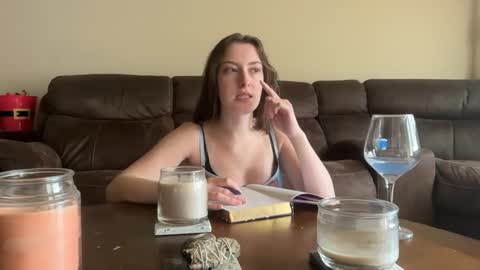 Prism online show from 09/08/25, 05:34